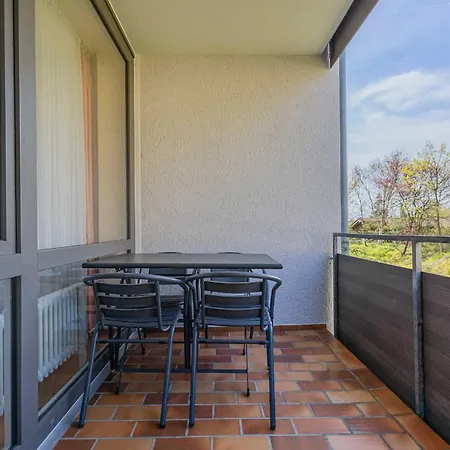 Apartment Ferienwohnpark Zwei-zimmer-apartment 49 22 Immenstaad am Bodensee