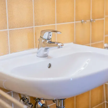 Ferienwohnpark Zwei-zimmer-apartment 49 22 * Immenstaad am Bodensee